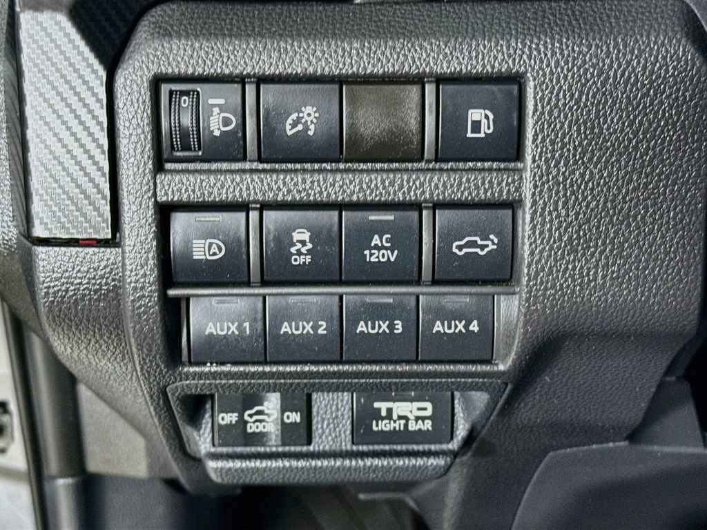 Certified 2025 Toyota Tacoma TRD Pro AWD/4WD image 12