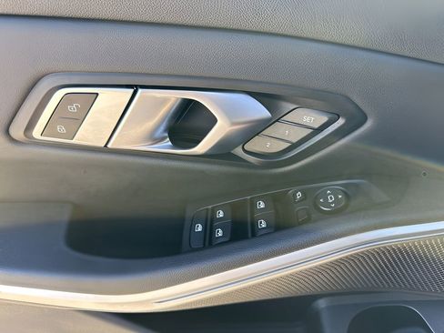 Used 2022 BMW 330i Sedan image 28