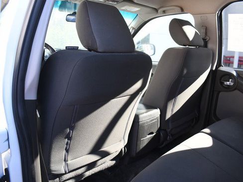 Used 2014 Nissan Xterra X image 21