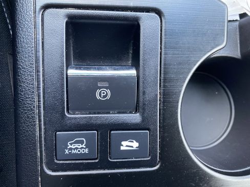 Used 2017 Subaru Outback 2.5i Premium image 29