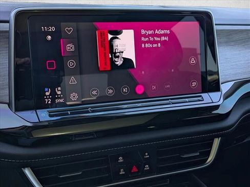 Used 2025 Volkswagen Atlas SEL Premium R-Line image 13