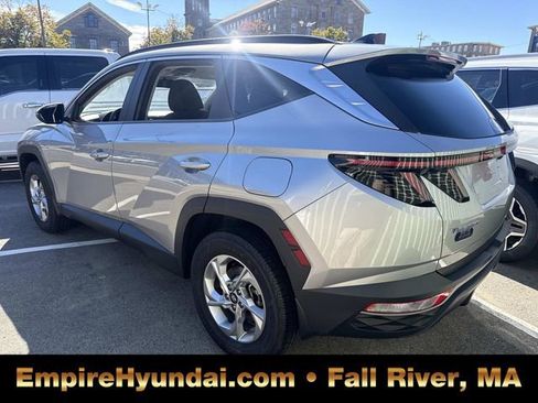 Used 2022 Hyundai Tucson SEL w/ Winter Package image 9