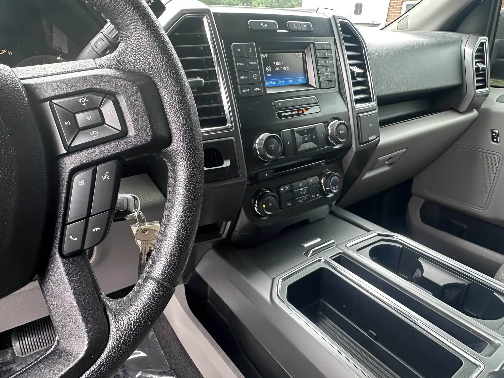 Used 2015 Ford F150 XLT w/ Equipment Group 301A Mid RWD image 20