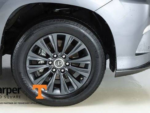 Used 2022 Lexus GX 460 Premium w/ Accessory Package image 53