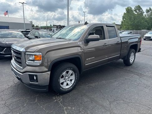 Used 2015 GMC Sierra 1500 SLE w/ SLE Value Package AWD/4WD image 5