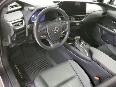 Used 2024 Lexus UX 250h AWD w/ Premium Package image 10