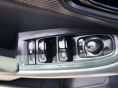 Used 2024 Subaru Crosstrek 2.0i Premium image 16