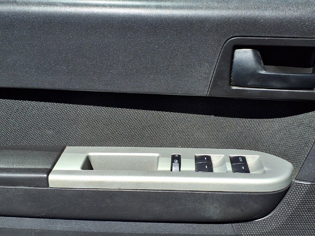Used 2009 Ford Escape XLT FWD image 15