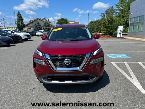Used 2023 Nissan Rogue SL AWD/4WD image 2