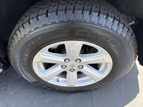 Used 2010 Toyota Highlander 2WD image 31