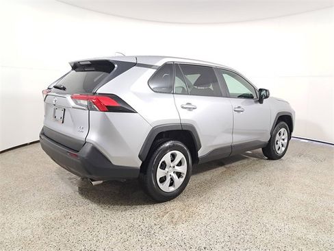 Used 2024 Toyota RAV4 LE image 5
