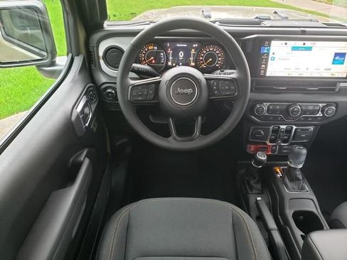 New 2026 Jeep Wrangler Unlimited Sport AWD/4WD image 9