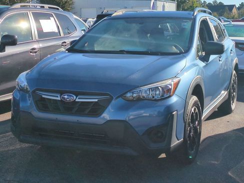 Used 2021 Subaru Crosstrek 2.0i image 5