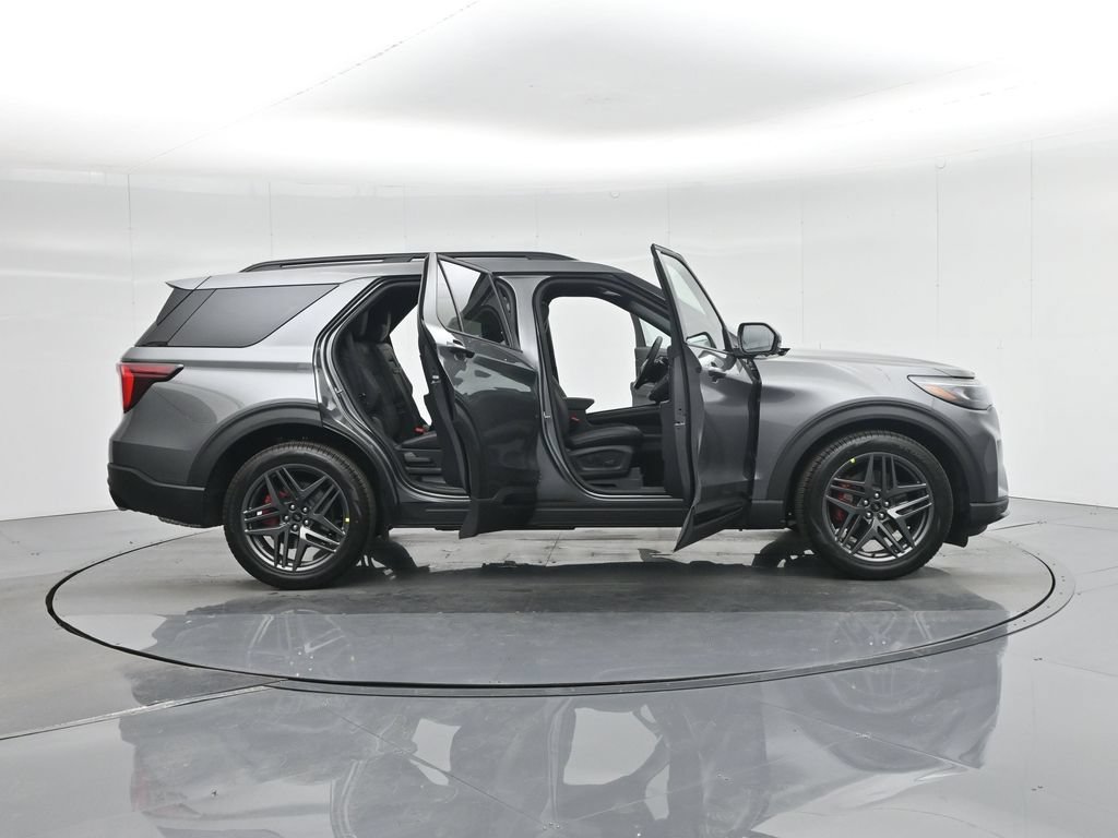 New 2026 Ford Explorer ST w/ Sun And Sound Package AWD/4WD image 4