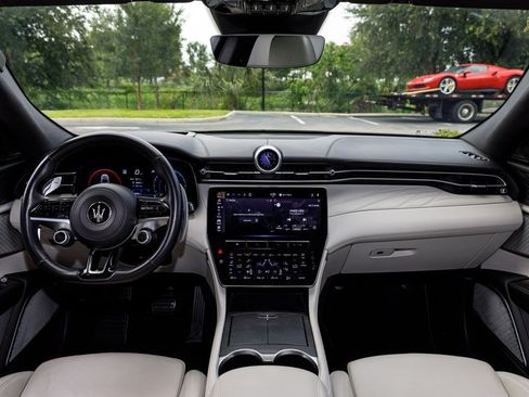 Certified 2023 Maserati Grecale Modena AWD/4WD image 20