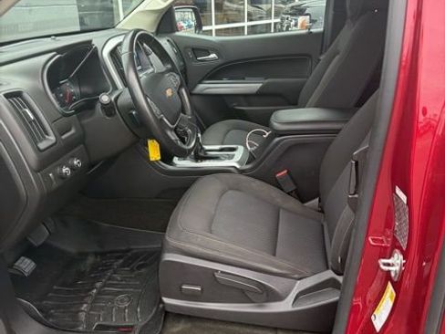 Used 2018 Chevrolet Colorado LT w/ LT Convenience Package image 13