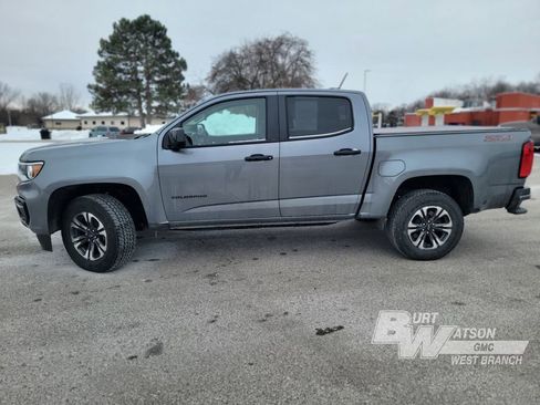 Used 2022 Chevrolet Colorado Z71 w/ Safety Package image 3