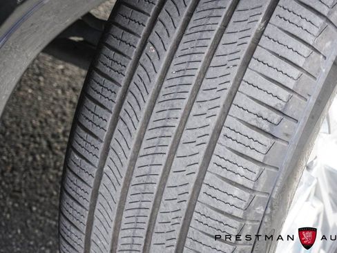 Used 2022 GMC Sierra 1500 Denali w/ Denali Premium Package image 13