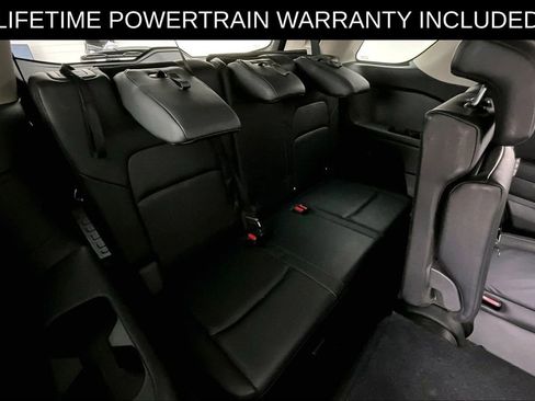 Used 2023 Nissan Pathfinder SL AWD/4WD image 36
