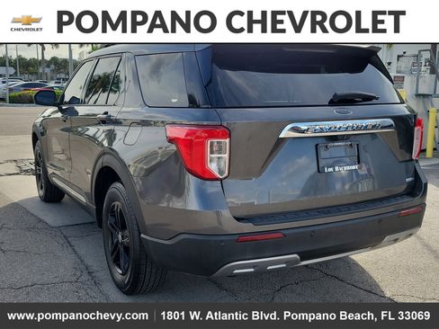 Used 2020 Ford Explorer XLT w/ Equipment Group 202A image 5