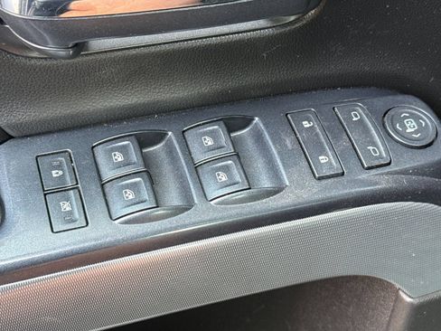 Used 2017 Chevrolet Silverado 3500 LT AWD/4WD image 11