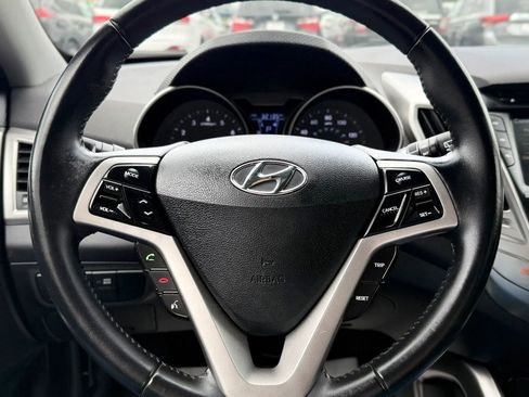 Used 2013 Hyundai Veloster RE:MIX Edition FWD image 12