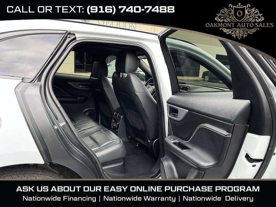 Used 2017 Jaguar F-PACE S AWD/4WD image 14