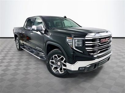 Used 2022 GMC Sierra 1500 SLT w/ SLT Convenience Package