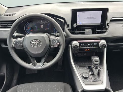 Used 2024 Toyota RAV4 AWD Hybrid image 19