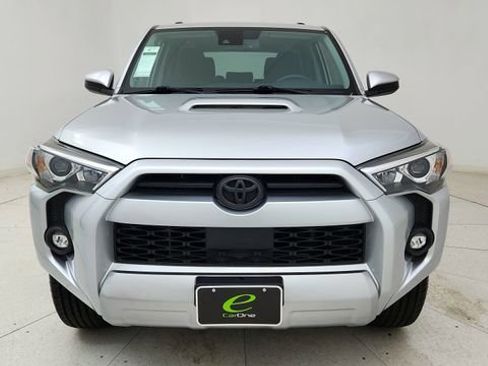 Used 2022 Toyota 4Runner TRD Off-Road image 2