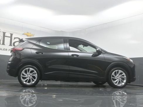 New 2027 Chevrolet Bolt LT w/ Comfort Package FWD image 31