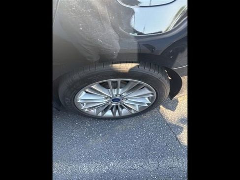 Used 2016 Ford Fusion SE w/ Equipment Group 202A FWD image 18