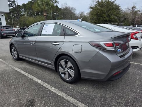 Used 2017 Hyundai Sonata Plug-In Hybrid image 6