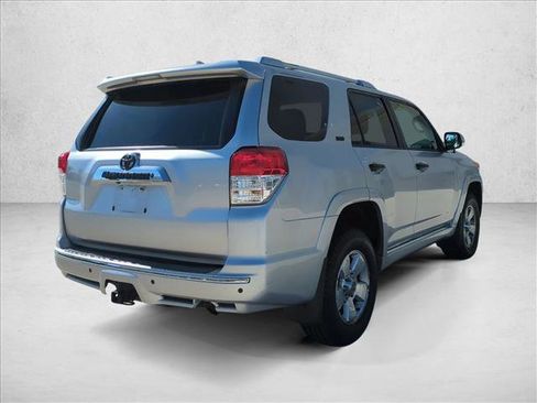 Used 2012 Toyota 4Runner SR5 w/ Convenience Pkg AWD/4WD image 4