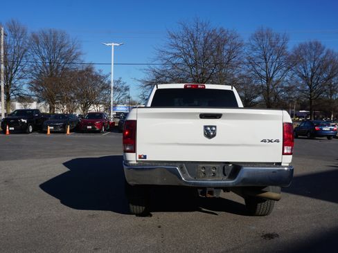 Used 2018 RAM 3500 Tradesman w/ Chrome Appearance Group image 5