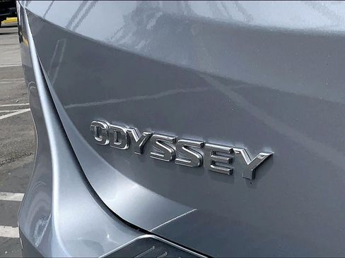 Used 2024 Honda Odyssey EX-L image 9