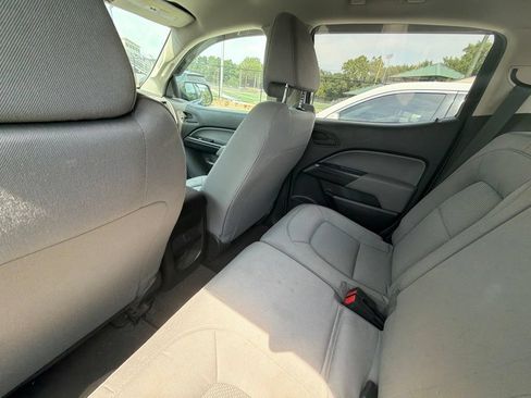 Used 2016 Chevrolet Colorado W/T w/ WT Convenience Package RWD image 12