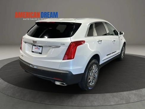 Used 2017 Cadillac XT5 Luxury w/ Driver Awareness Package AWD/4WD image 5