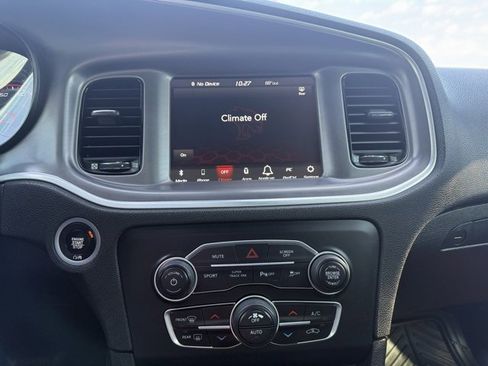 Used 2022 Dodge Charger SXT w/ Blacktop Package image 22