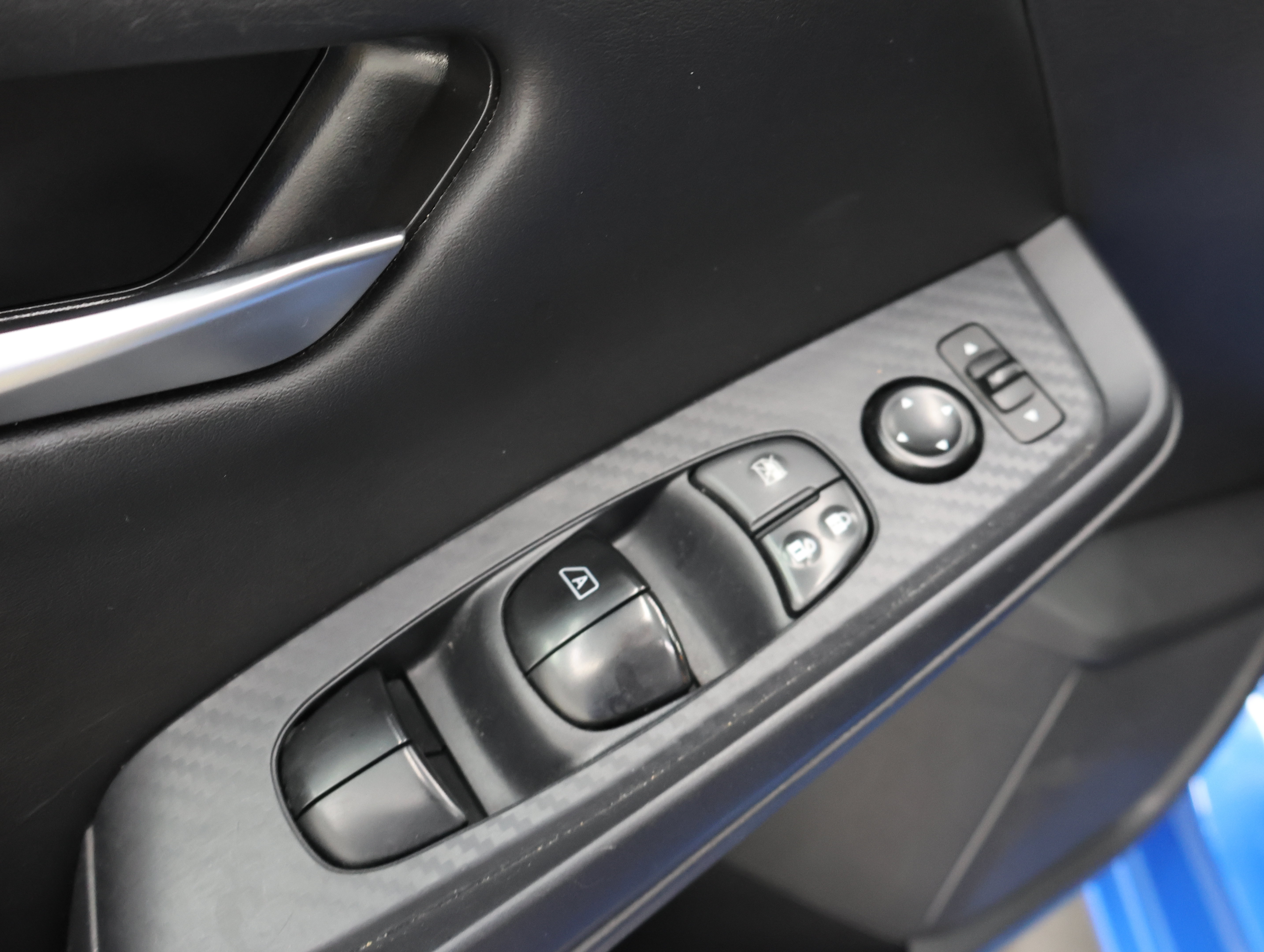Used 2024 Nissan Sentra SV FWD image 38