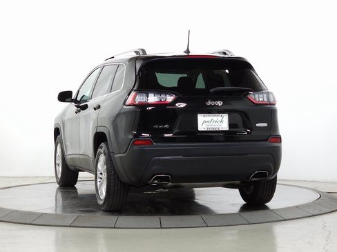 Used 2019 Jeep Cherokee Latitude w/ Popular Appearance Group image 7