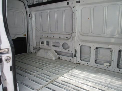 Used 2023 Ford Transit 250 148 High Roof AWD image 5