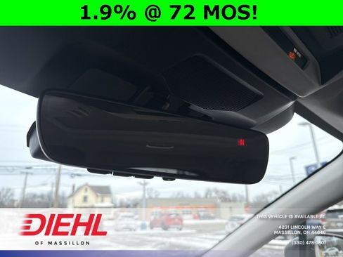 Used 2025 Subaru Crosstrek 2.0i Premium image 15