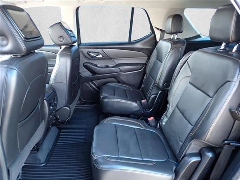 Used 2020 Chevrolet Traverse RS AWD/4WD image 9