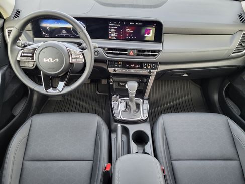 Used 2025 Kia Seltos EX w/ EX Sunroof Package image 10