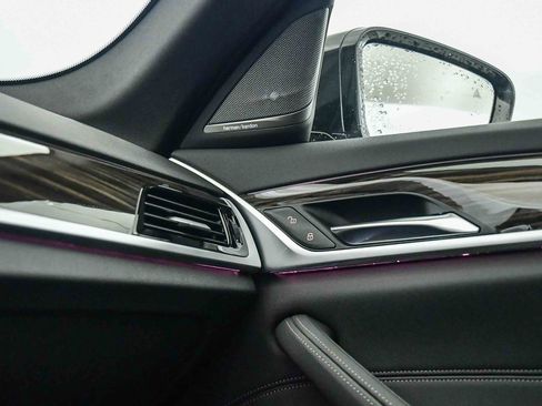 Certified 2023 BMW 540i xDrive w/ Executive Package image 29