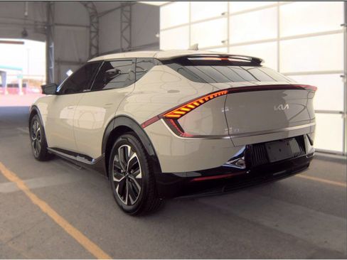 Used 2023 Kia EV6 Wind AWD/4WD image 3