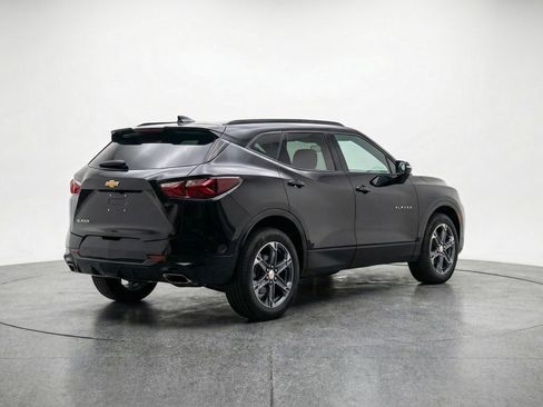 Used 2025 Chevrolet Blazer LT image 9