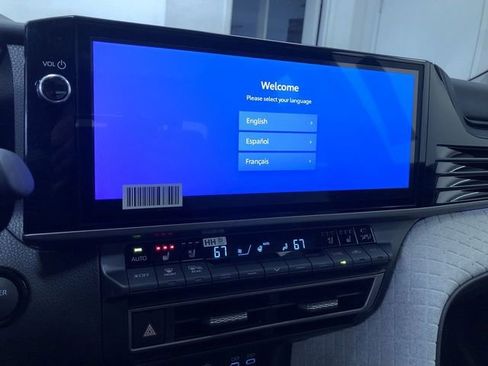 New 2026 Toyota Camry XLE image 28