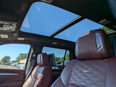 Certified 2025 Cadillac Escalade Sport w/ Touring Package AWD/4WD image 12
